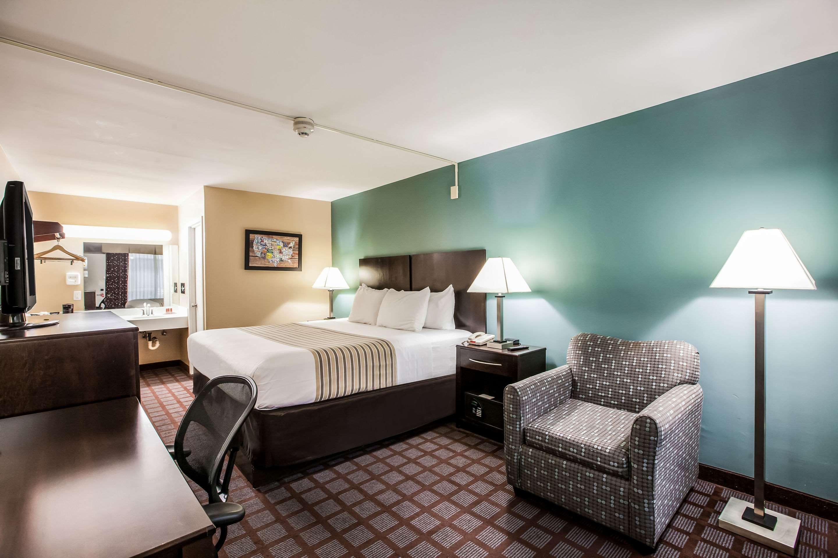 Super 8 By Wyndham Meadowlands Hotel Carlstadt Ngoại thất bức ảnh