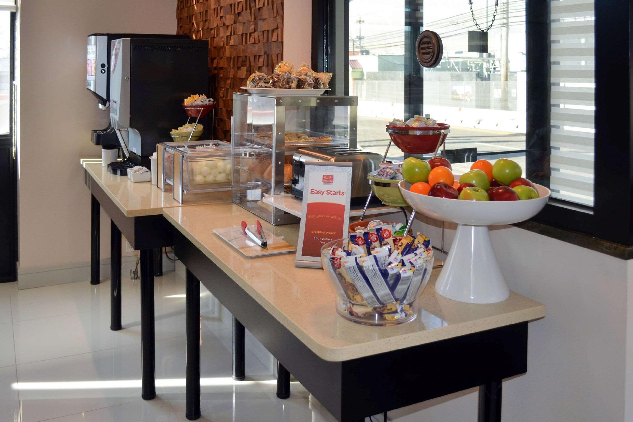 Super 8 By Wyndham Meadowlands Hotel Carlstadt Ngoại thất bức ảnh